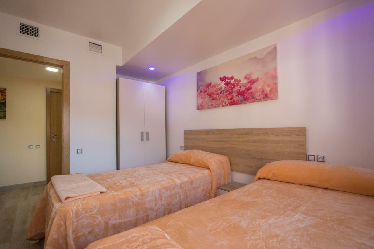 Beach, City Center And Entertainment Alicante Luaran gambar
