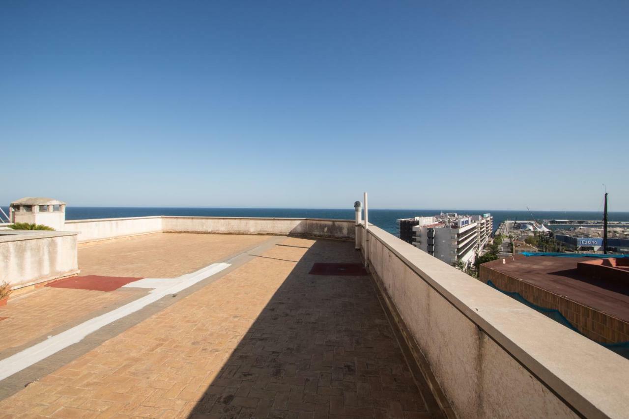 Beach, City Center And Entertainment Alicante Luaran gambar